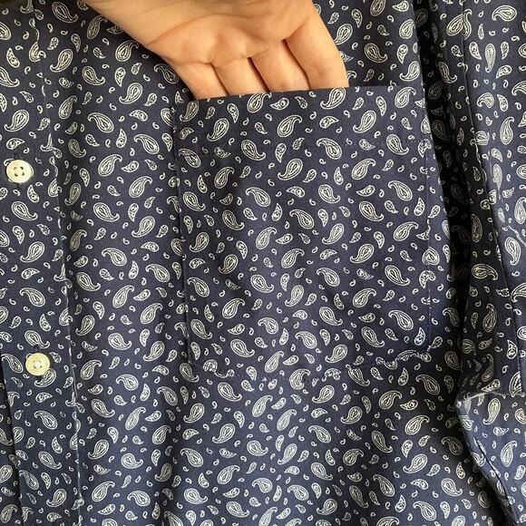 Duluth & Lands’ End Budle of Two Button Down Shirts Navy Paisley /Star Print 2XL - Picture 12 of 16